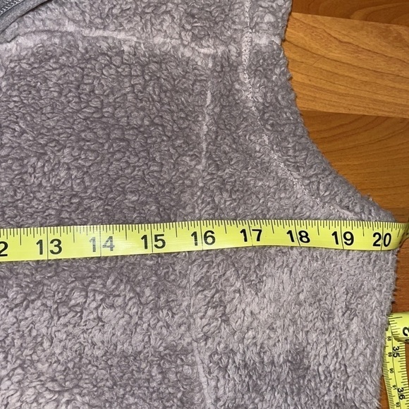 Free Country women’s grayish purple faux fur vest Size Large - Picture 9 of 10